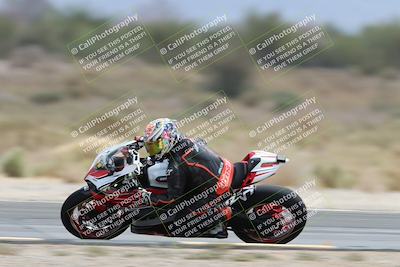 media/May-05-2025-Moto Forza (Mon) [[3c1838c5e5]]/2-B Group/Session 3 (Panning Test Turn 14 Inside)/